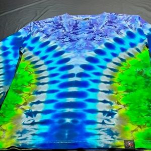 Custom V fold long sleeve tie dye shirt,new,never worn,size small